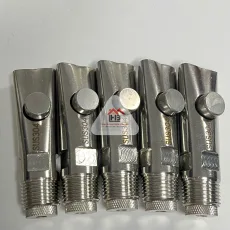 NÚM UỐNG CHO HEO (MỎ VỊT)