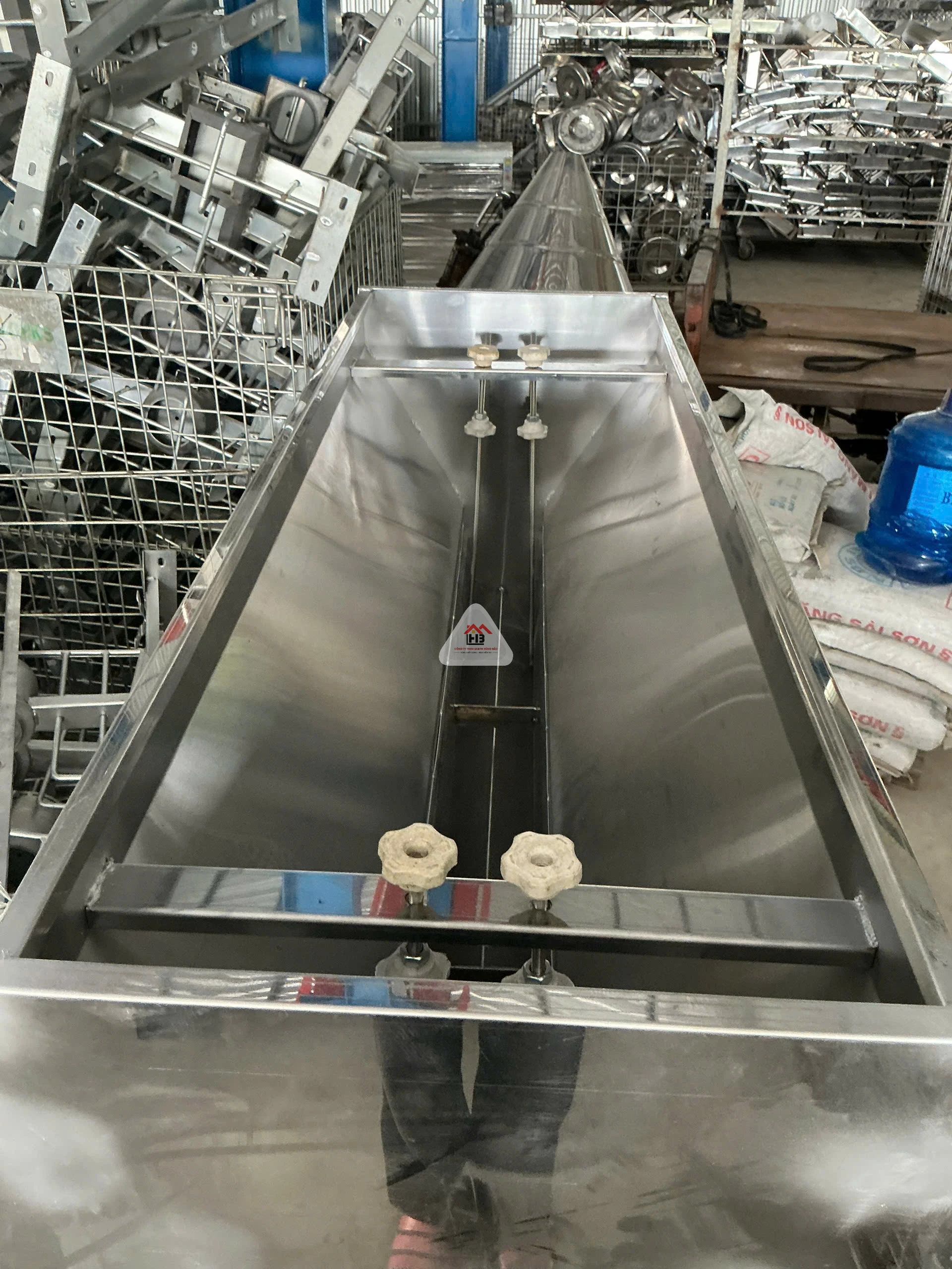 MÁNG 1.5m INOX (Máng hộp)